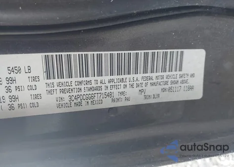 2015 Dodge Journey Crossroad z USA, uszkodzony, nr VIN 3C4PDCGG6FT715481